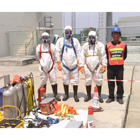 บริษัท อะโกลว (ประเทศไทย) จำกัด - รับจ้างทำงานในที่อับอากาศ