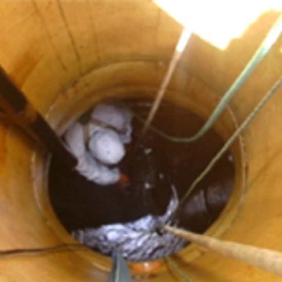 ล้างถังเก็บน้ำใต้ดิน - บริษัท อะโกลว (ประเทศไทย) จำกัด 